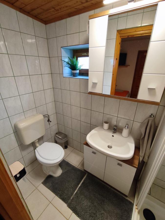 Ferienwohnung Suello Feszek Apartman Tiszafüred Exterior foto